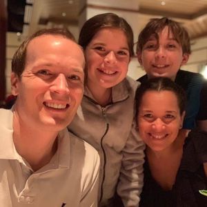 Meet your Posher, Evelyn